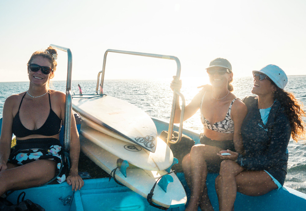 tidal team in a boat copia