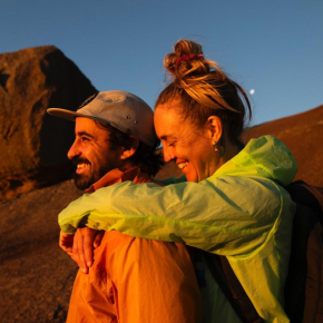 Alice and Angel, host of the Galápagos Nature Lovers Island Hopping Expedition, travelling